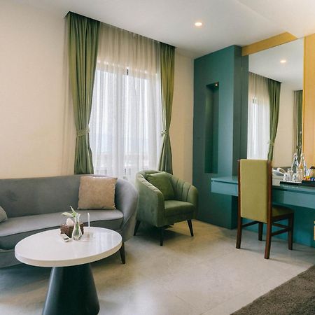 Hotel Aikawa Sauraha Ngoại thất bức ảnh