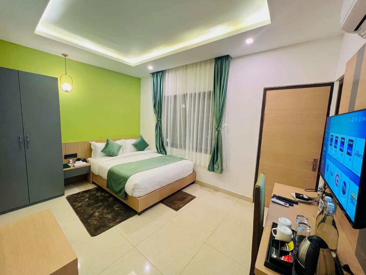 Hotel Aikawa Sauraha Ngoại thất bức ảnh