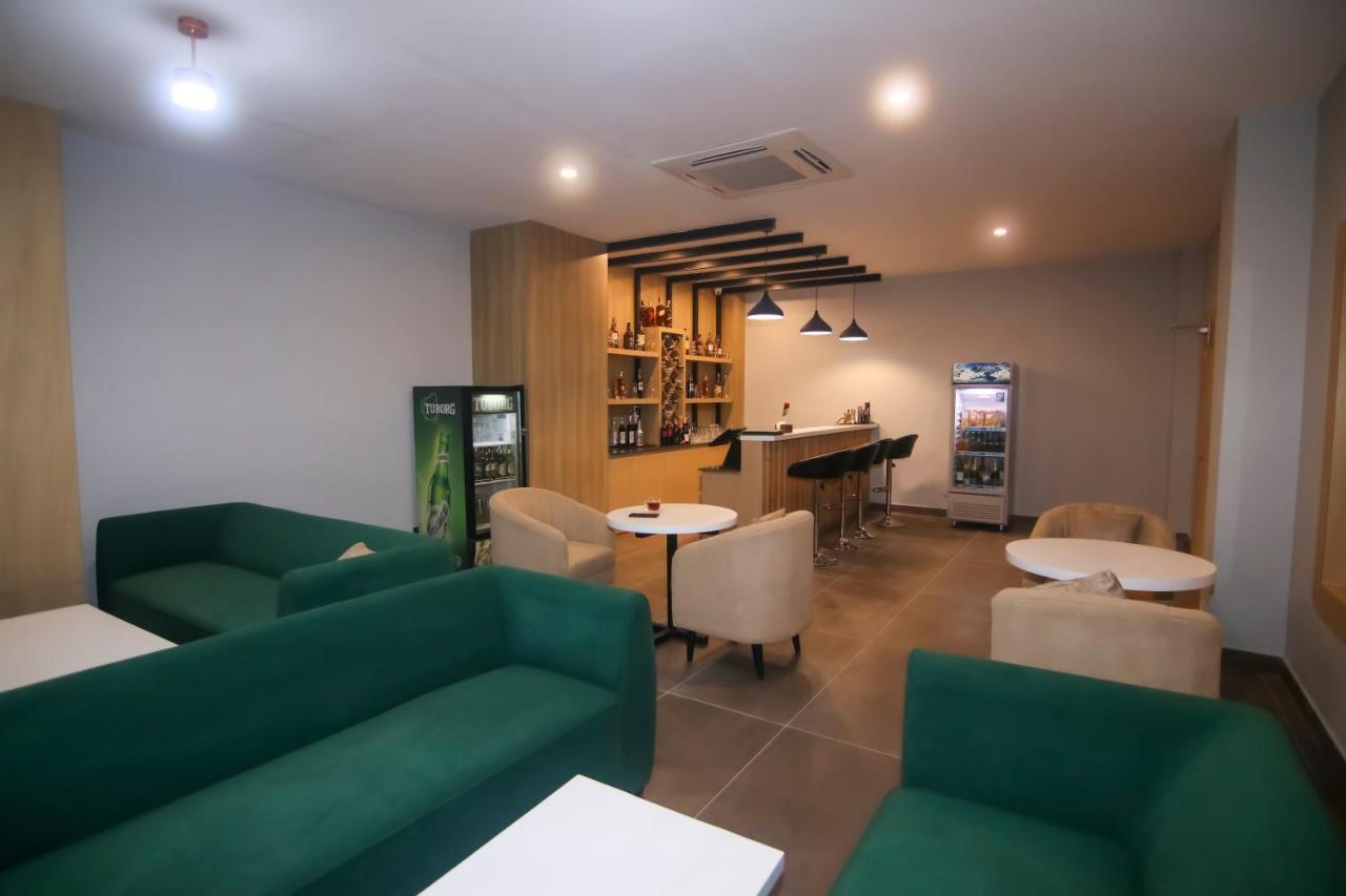 Hotel Aikawa Sauraha Ngoại thất bức ảnh